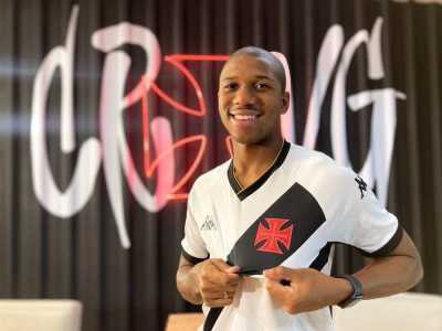 Leandrinho marcou seu primeiro gol como profissional pelo Vasco