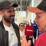 Com camisa do Cruzeiro, Leandro Castán vai ao Horto e exalta irmão e Ronaldo