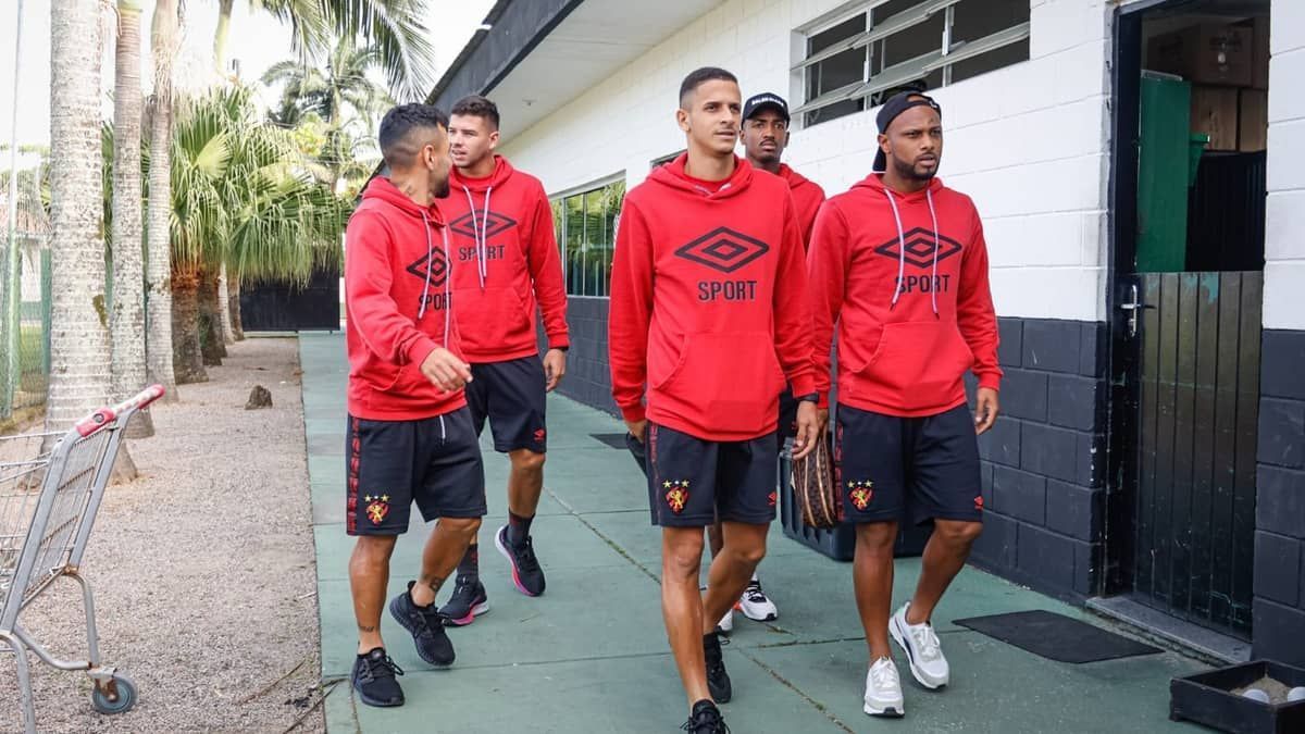 Sport encerra a preparação no CT do Figueirense para enfrentar o Criciúma