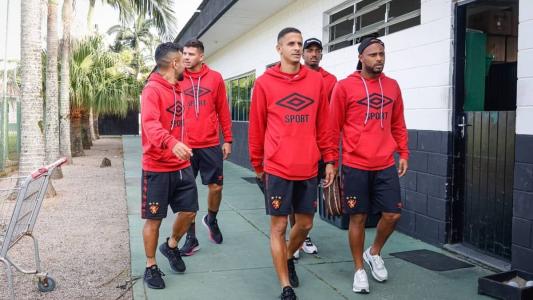 Leão encerrou a preparação em treino no CT do Figueirense
