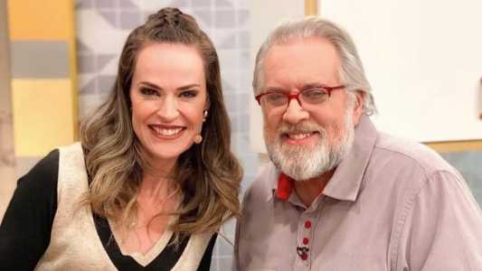 Leão Lobo apresentava o 'Revista da Manhã' ao lado de Regiane Tápias