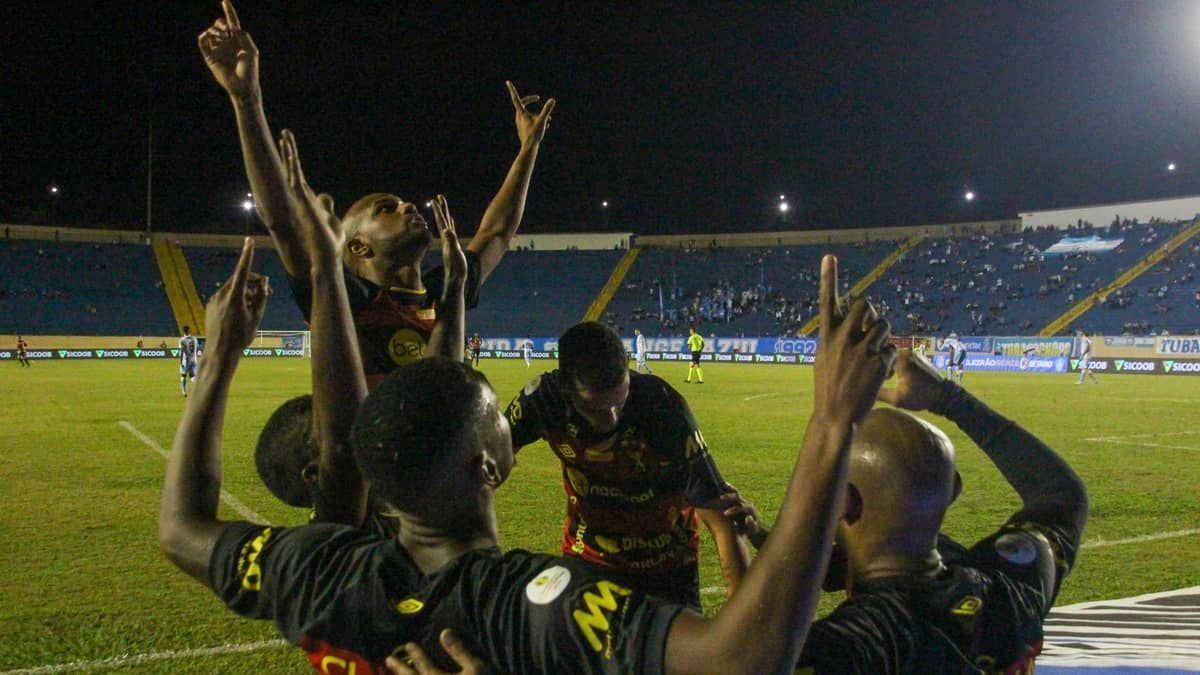 Técnico do Sport vê ascilação contra o Londrina, mas crava 'vitória merecida'