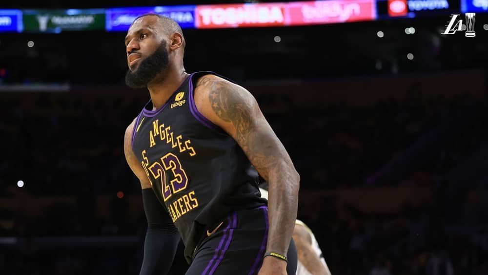 LeBron James alcança nova marca histórica de pontos na NBA; veja lista