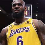 LeBron James brilha em seu aniversário e faz 47 pontos em vitória dos Lakers