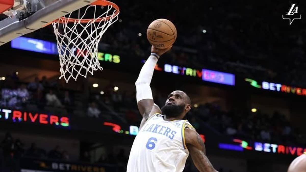 Lakers perdem, mas LeBron fica a 36 pontos de recorde; Bucks vencem 7ª seguida