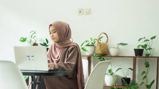 Lei iraniana obriga uso do hijab