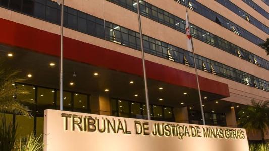 Lei sobre auxílio-livro a juízes do TJMG é de 2001