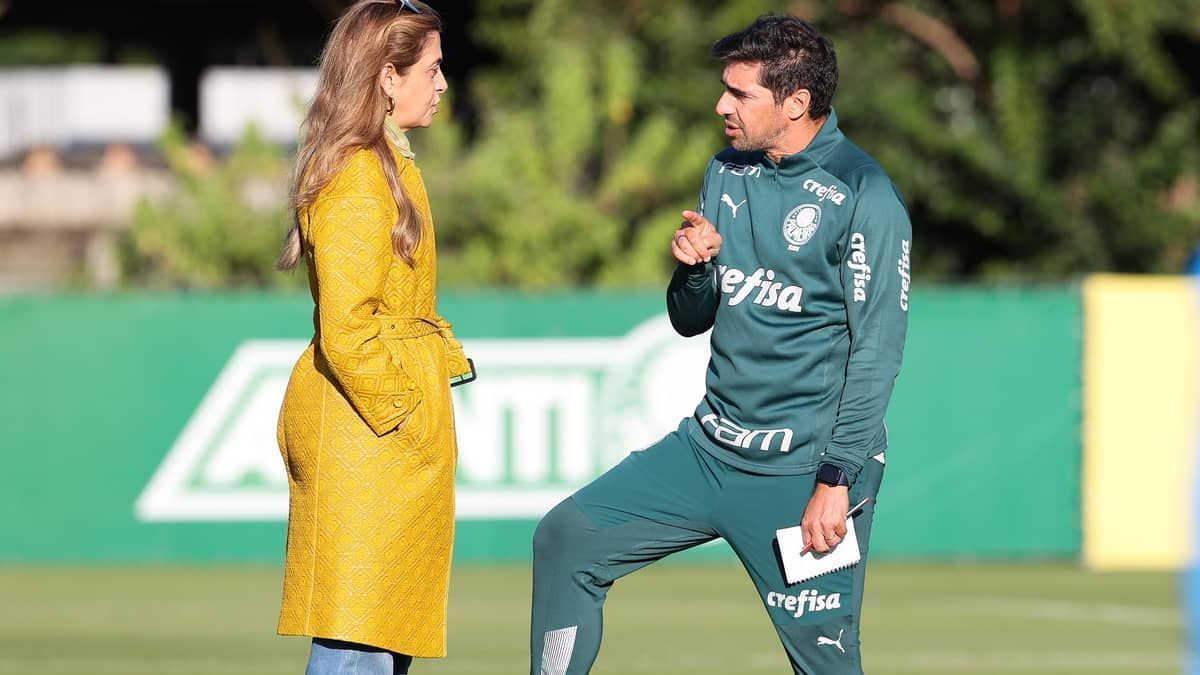 Presidente do Palmeiras garante que não venderá titulares de Abel Ferreira