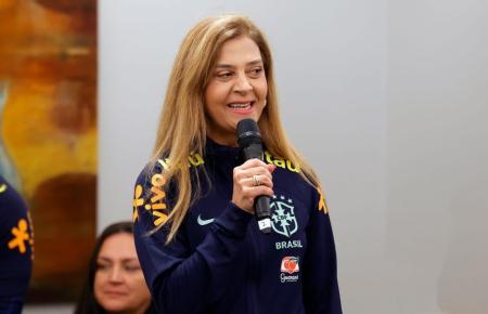 leila pereira londres chefe delegação selecao brasileira