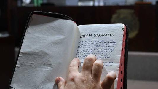 Leitura da bíblia foi declarada inconstitucional