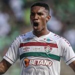 Sem Cano, Lelê sai na frente em disputa pela titularidade no Fluminense