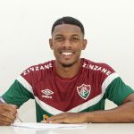 Fluminense anuncia compra de Lelê com contrato até o fim de 2028