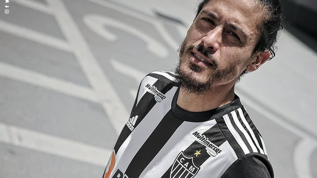 Atlético anuncia contratação do uruguaio Mauricio Lemos