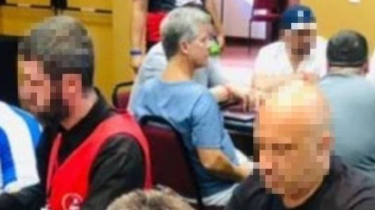 Léo Burguês foi flagrado em torneio de pôquer em hotel no RJ em dia de sessão na Câmara de BH