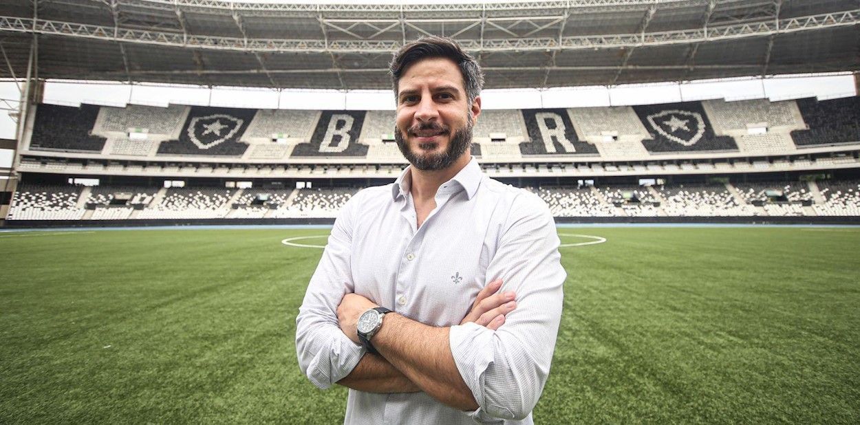 Léo Coelho é promovido e assume direção de coordenação de futebol do Botafogo