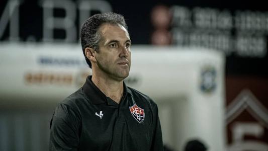 Léo Condé, técnico do Vitória