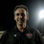 Ceará oficializa contratação do técnico mineiro Léo Condé, ex-Vitória