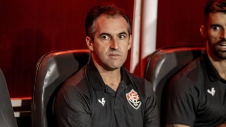Léo Condé, técnico do Vitória