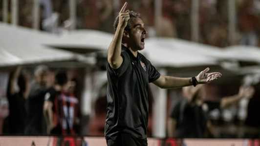 Léo Condé, técnico do Vitória