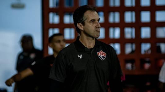 Léo Condé, técnico do Vitória