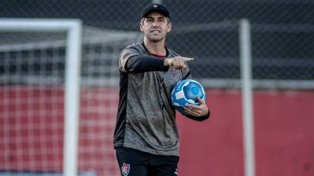 Léo Condé, técnico do Vitória