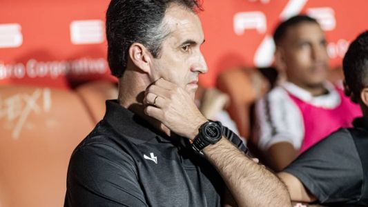 Léo Condé, técnico do Vitória
