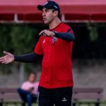 Léo Condé cita Palmeiras ao avaliar fase do Vitória: 'Momento desconfortável'