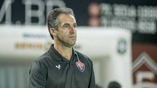 Léo Condé, técnico do Vitória