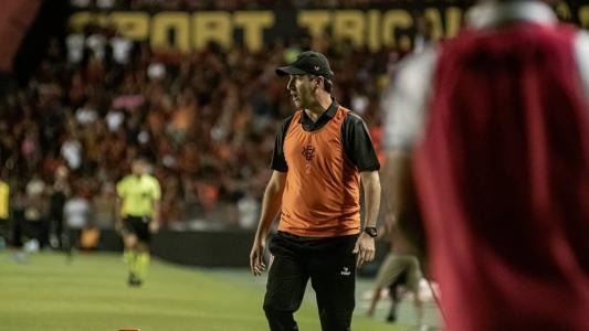 Léo Condé, técnico do Vitória