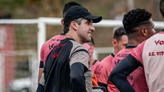 Léo Condé, técnico do Vitória