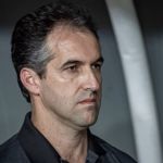 Atropelado pelo CRB, técnico do Vitória projeta: 'É importante como vamos reagir'