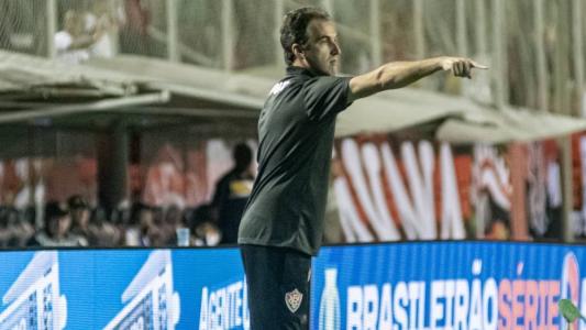 Léo Condé, técnico do Vitória