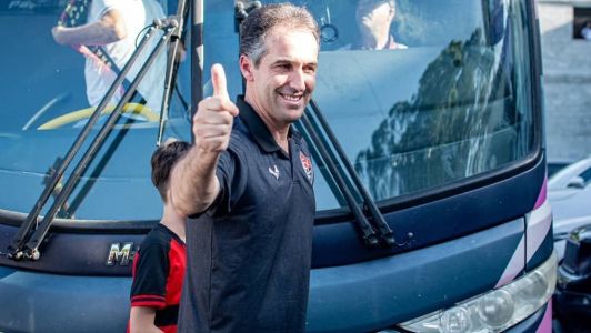 Léo Condé, técnico do Vitória