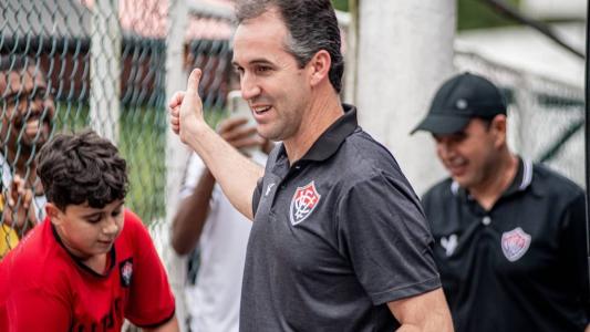 Léo Condé, técnico do Vitória