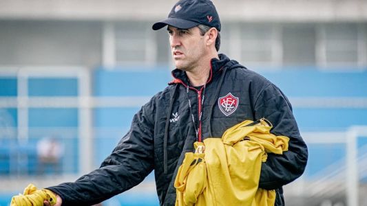 Léo Condé, treinador do Vitória, admitiu o mau momento vivido pela equipe