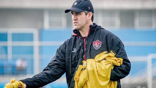 Léo Condé, treinador do Vitória, admitiu o mau momento vivido pela equipe