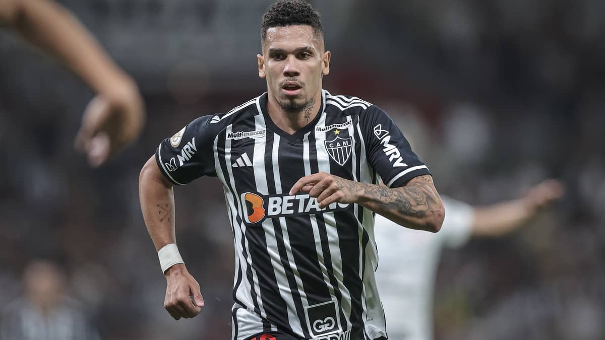 Léo Figueiredo crava: 'Atlético piorou com a mudança de Coudet para Felipão'
