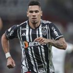 Léo Figueiredo crava: 'Atlético piorou com a mudança de Coudet para Felipão'