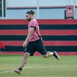 Vitória pode ter retorno de Léo Gamalho e mais dois para enfrentar o Guarani