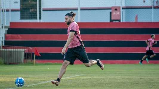 Léo Gamalho, atacante do Vitória