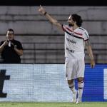 América sofre com Léo Gamalho decisivo e perde para o Botafogo-SP na Série B