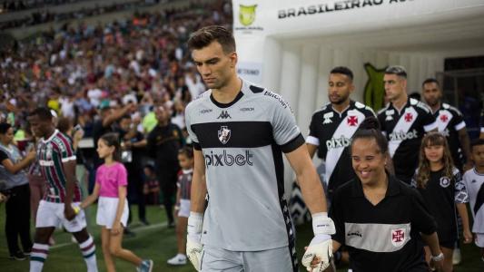 Léo Jardim foi destaque em empate do Vasco
