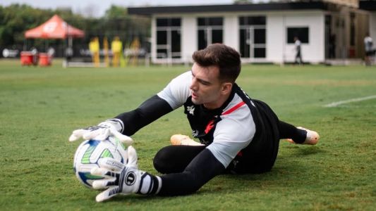 Léo Jaridm é titular do Vasco na temporada 2023