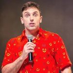 Justiça retira vídeo de piada de Leo Lins; Porchat sai em defesa do humorista