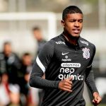 Léo Natel retorna ao Corinthians à espera de propostas