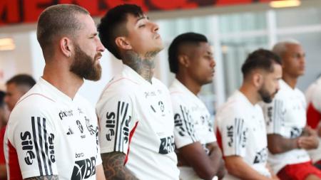 Léo Pereira e Erick Pulgar estão fora da partida contra o Goiás, nesta quarta (20)