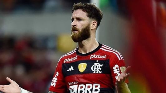 Léo Pereira se lesionou durante partida contra o Grêmio