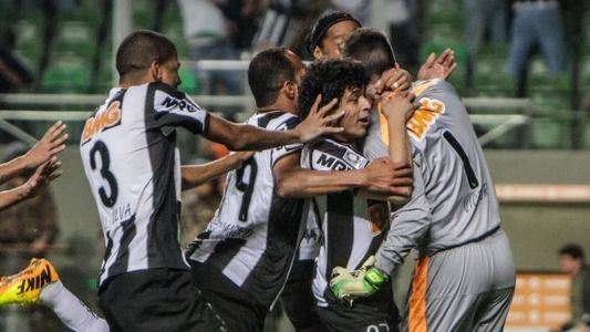 Leo Silva, Alecsandro, Luan, Ronaldinho e Victor estão relacionados