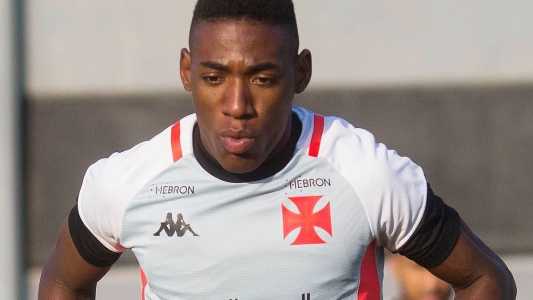 Léo vai ser a novidade para o técnico Ramón Díaz, diante do Corinthians
