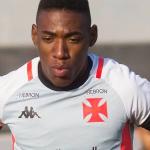 Léo volta a treinar e deve ser novidade no Vasco pelo Brasileiro